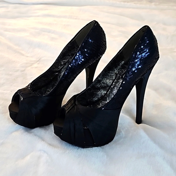 🖤🖤🖤NEW SATIN & SEQUIN PLEASER HEELS🖤🖤🖤 - Picture 1 of 16